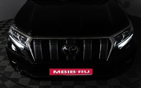Toyota Land Cruiser Prado 150 рестайлинг 2, 2018 год, 5 679 898 рублей, 29 фотография