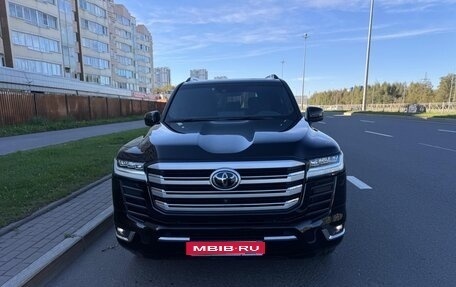 Toyota Land Cruiser, 2022 год, 12 000 000 рублей, 1 фотография