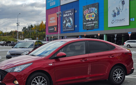 Hyundai Solaris II рестайлинг, 2021 год, 1 650 000 рублей, 3 фотография