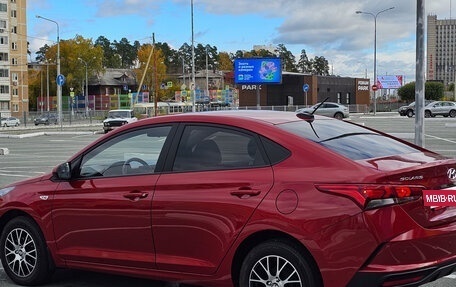 Hyundai Solaris II рестайлинг, 2021 год, 1 650 000 рублей, 2 фотография