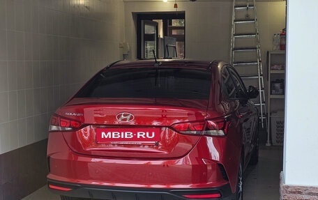 Hyundai Solaris II рестайлинг, 2021 год, 1 650 000 рублей, 14 фотография