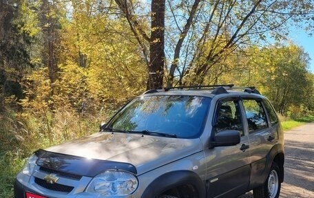 Chevrolet Niva I рестайлинг, 2016 год, 535 000 рублей, 1 фотография