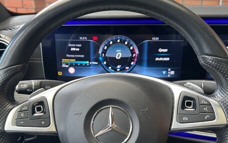 Mercedes-Benz E-Класс, 2017 год, 3 300 000 рублей, 6 фотография