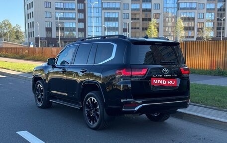 Toyota Land Cruiser, 2022 год, 12 000 000 рублей, 5 фотография