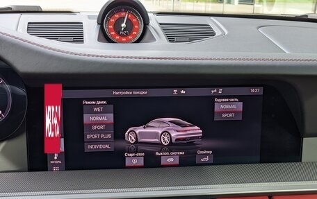 Porsche 911, 2021 год, 16 000 000 рублей, 18 фотография