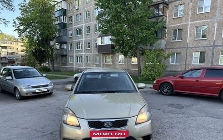 KIA Rio II, 2010 год, 650 000 рублей, 4 фотография