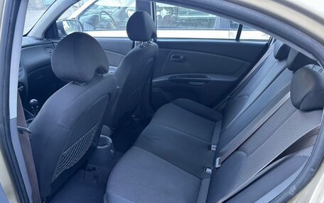 KIA Rio II, 2010 год, 650 000 рублей, 9 фотография