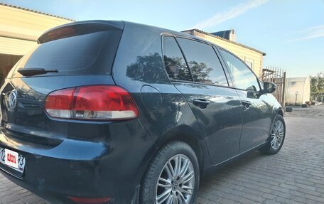 Volkswagen Golf VI, 2011 год, 650 000 рублей, 2 фотография