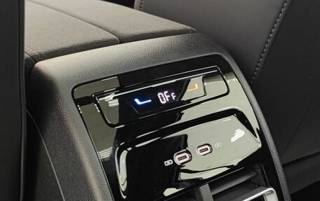 Volkswagen Tiguan, 2025 год, 4 950 000 рублей, 12 фотография