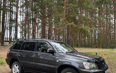 Toyota Kluger I, 2002 год, 1 470 000 рублей, 1 фотография