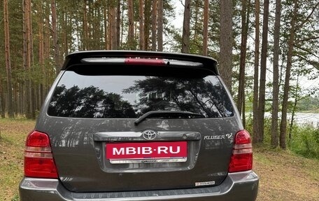 Toyota Kluger I, 2002 год, 1 470 000 рублей, 3 фотография