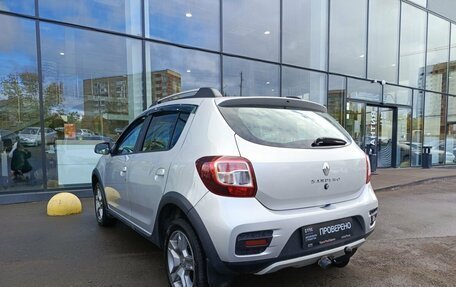 Renault Sandero II рестайлинг, 2019 год, 981 000 рублей, 8 фотография