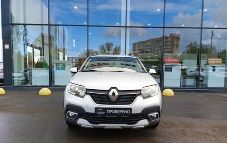 Renault Sandero II рестайлинг, 2019 год, 981 000 рублей, 2 фотография
