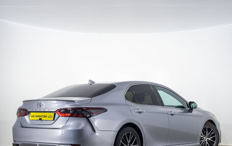 Toyota Camry, 2022 год, 2 399 000 рублей, 4 фотография