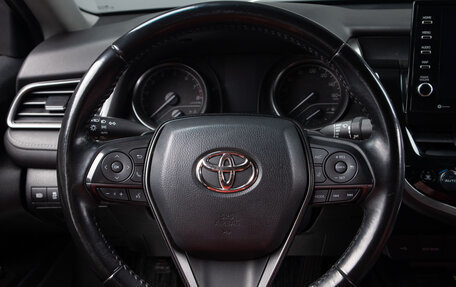 Toyota Camry, 2022 год, 2 399 000 рублей, 9 фотография