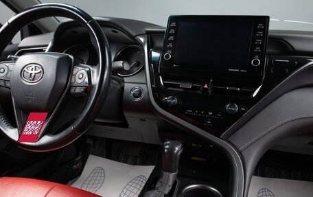 Toyota Camry, 2022 год, 2 399 000 рублей, 8 фотография