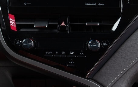 Toyota Camry, 2022 год, 2 399 000 рублей, 14 фотография