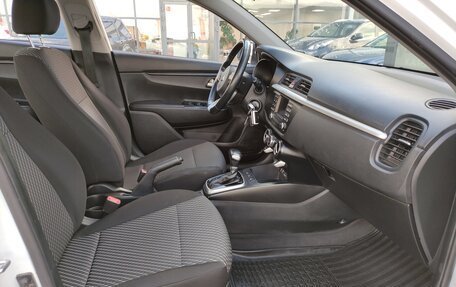 KIA Rio IV, 2018 год, 979 000 рублей, 7 фотография