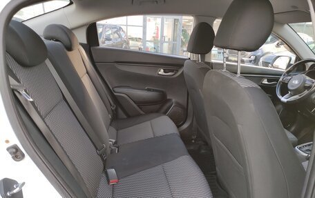 KIA Rio IV, 2018 год, 979 000 рублей, 8 фотография