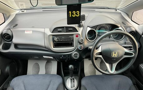Honda Fit III, 2008 год, 629 000 рублей, 15 фотография