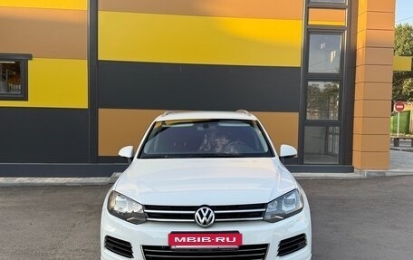 Volkswagen Touareg III, 2012 год, 2 250 000 рублей, 2 фотография
