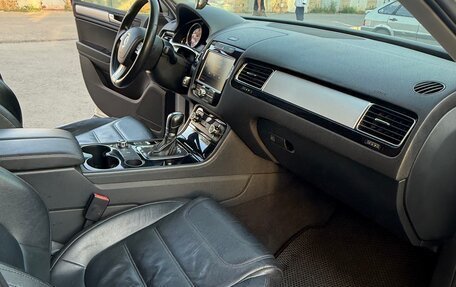 Volkswagen Touareg III, 2012 год, 2 250 000 рублей, 11 фотография