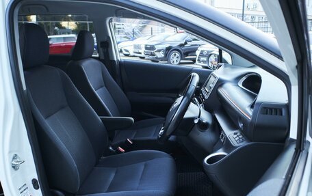 Toyota Sienta II, 2018 год, 1 799 000 рублей, 11 фотография