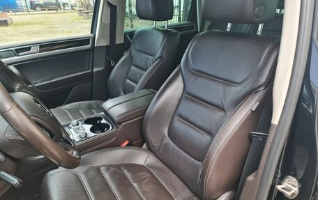 Volkswagen Touareg III, 2015 год, 2 800 000 рублей, 23 фотография
