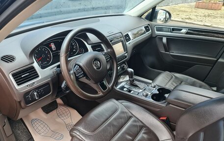 Volkswagen Touareg III, 2015 год, 2 800 000 рублей, 18 фотография