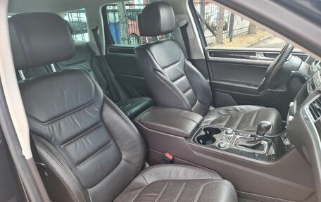 Volkswagen Touareg III, 2015 год, 2 800 000 рублей, 27 фотография