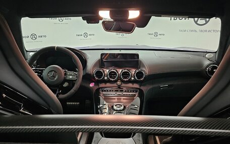 Mercedes-Benz AMG GT I рестайлинг, 2021 год, 22 000 000 рублей, 13 фотография