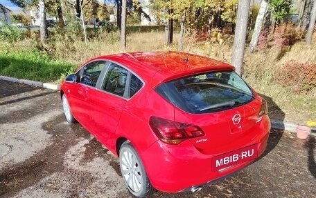 Opel Astra J, 2012 год, 560 000 рублей, 4 фотография