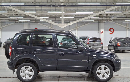 Chevrolet Niva I рестайлинг, 2017 год, 680 000 рублей, 5 фотография