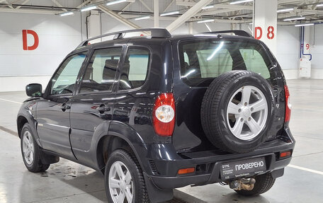 Chevrolet Niva I рестайлинг, 2017 год, 680 000 рублей, 8 фотография