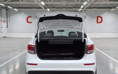 KIA Rio III рестайлинг, 2015 год, 760 000 рублей, 10 фотография