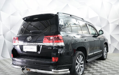 Toyota Land Cruiser 200, 2018 год, 5 995 000 рублей, 5 фотография
