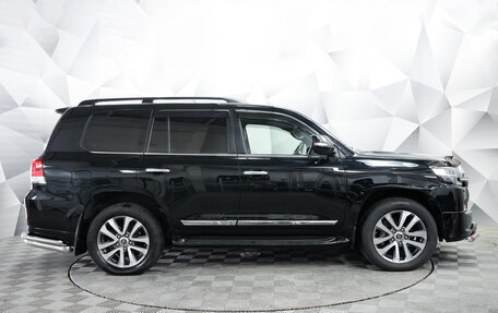 Toyota Land Cruiser 200, 2018 год, 5 995 000 рублей, 6 фотография