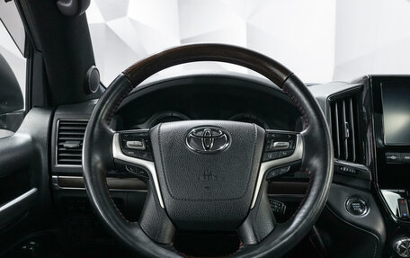 Toyota Land Cruiser 200, 2018 год, 5 995 000 рублей, 15 фотография