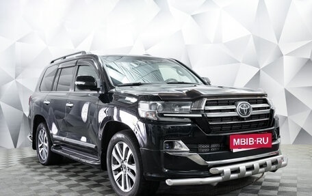 Toyota Land Cruiser 200, 2018 год, 5 995 000 рублей, 7 фотография