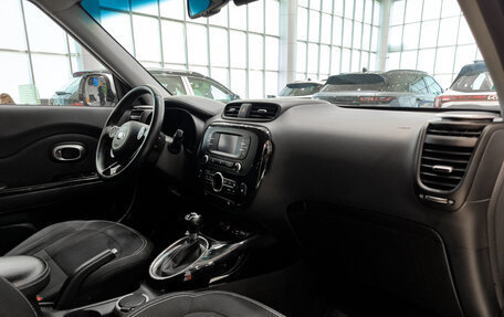 KIA Soul II рестайлинг, 2015 год, 1 399 000 рублей, 13 фотография