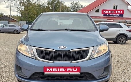 KIA Rio III рестайлинг, 2014 год, 880 000 рублей, 2 фотография