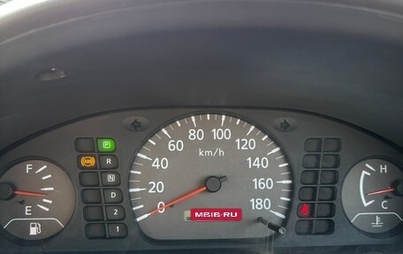 Nissan Sunny B15, 2001 год, 265 000 рублей, 2 фотография