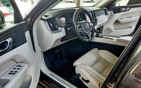 Volvo XC60 II, 2017 год, 3 150 000 рублей, 5 фотография