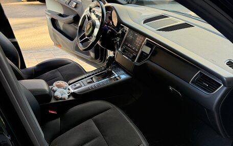 Porsche Macan I рестайлинг, 2018 год, 3 500 000 рублей, 24 фотография
