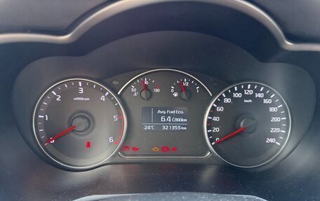 KIA Carens III (RP), 2018 год, 14 фотография