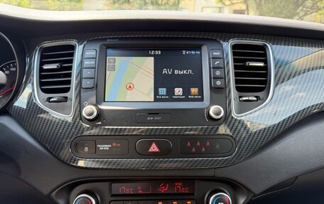 KIA Carens III (RP), 2018 год, 13 фотография