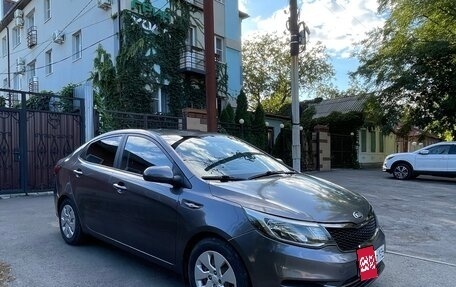 KIA Rio III рестайлинг, 2015 год, 899 000 рублей, 2 фотография
