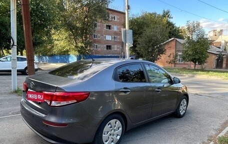 KIA Rio III рестайлинг, 2015 год, 899 000 рублей, 5 фотография