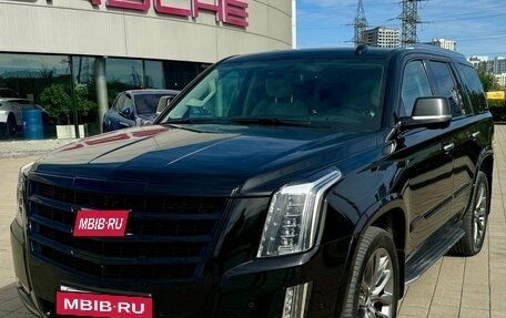 Cadillac Escalade IV, 2020 год, 6 350 000 рублей, 2 фотография