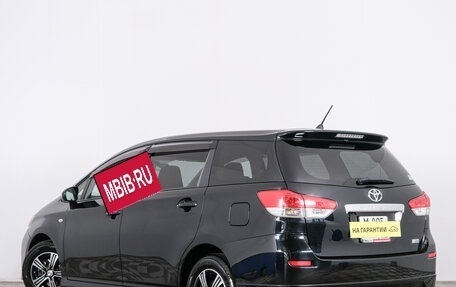 Toyota Wish II, 2012 год, 1 369 000 рублей, 4 фотография